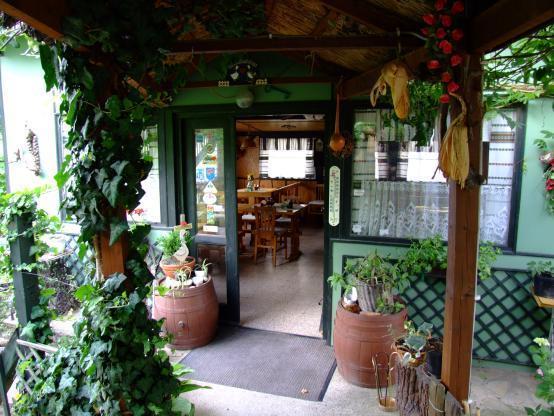 Grill Garten Vendeghaz Hotel Keszthely Bagian luar foto